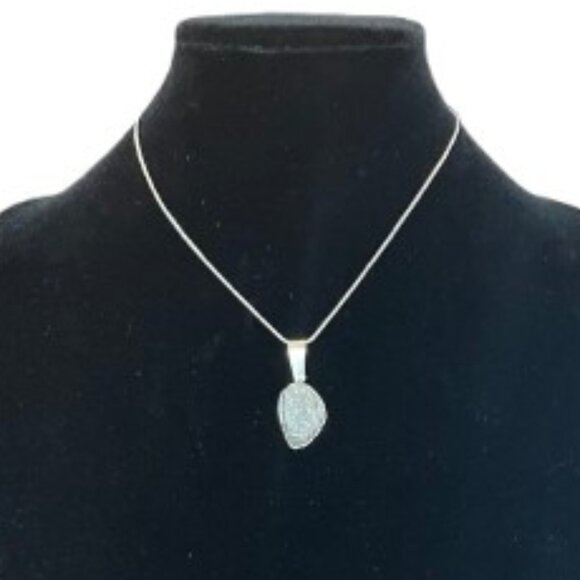 Hand Crafted Grey Druzy Agate Pendant Necklace - Picture 1 of 4